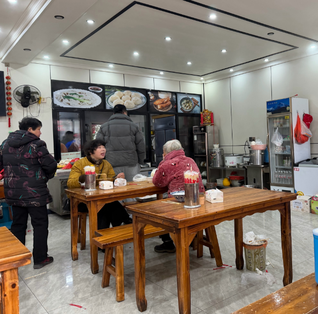 每次回来都要吃这家小店，味道一直没变