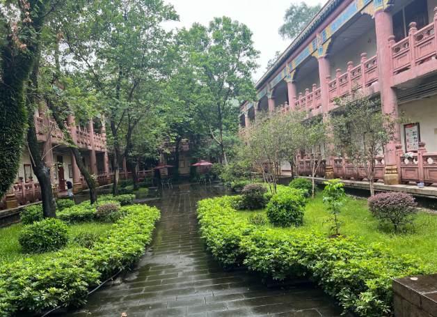 看到3年前在华南理工大学上课的照片，满满的回忆