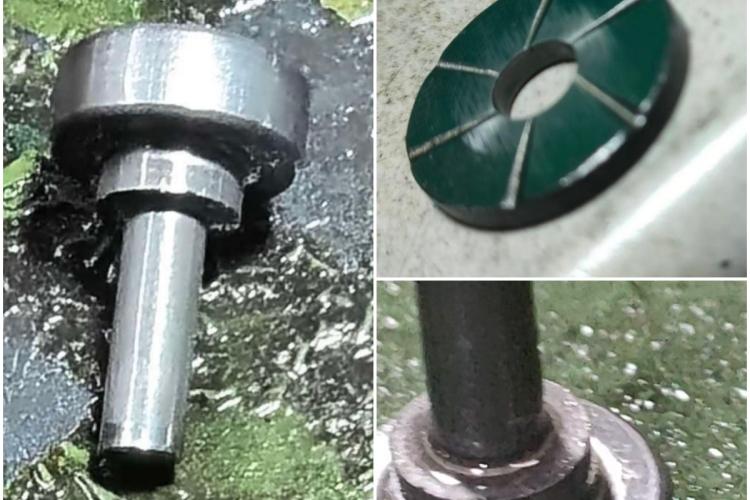 陆先生问：冷镦中间小台阶套片模具一万多裂开，有什么模具钢韧性好一点的？