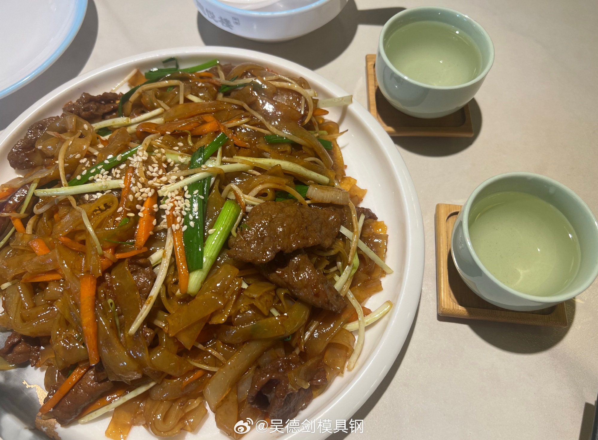 周日上午三件事：跑步、听书、喝早茶