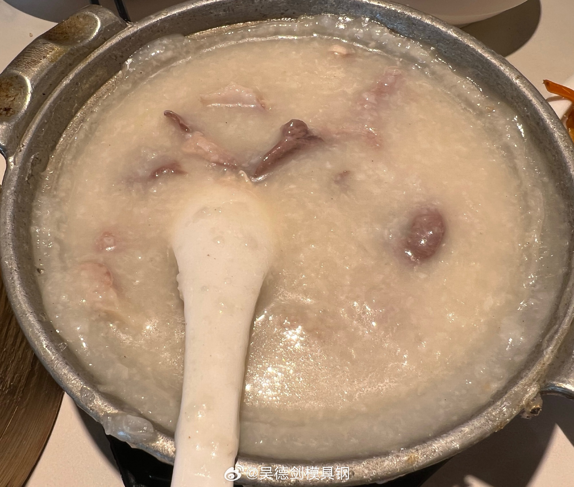 周日上午三件事：跑步、听书、喝早茶